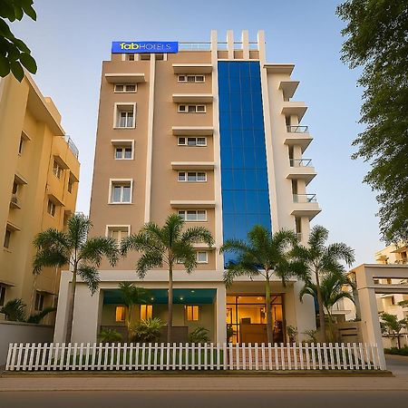Fabhotel The Botanica - Nr Hyderabad Central University, Kondapur Kondapur  Esterno foto